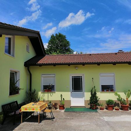 Deno Appartement Podgrad  Buitenkant foto