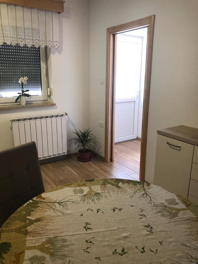 Deno Appartement Podgrad  Buitenkant foto